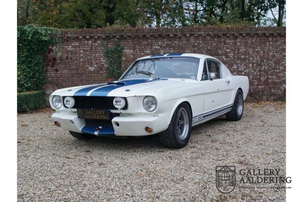 Ford Mustang GT 350 H Shelby race car 1966