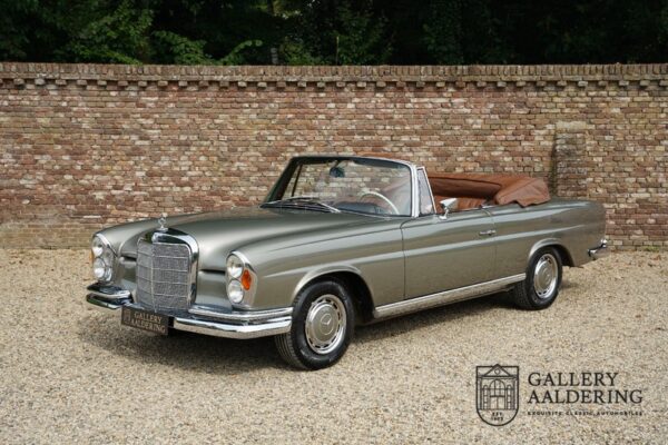 Mercedes-Benz W111 220SE 1962