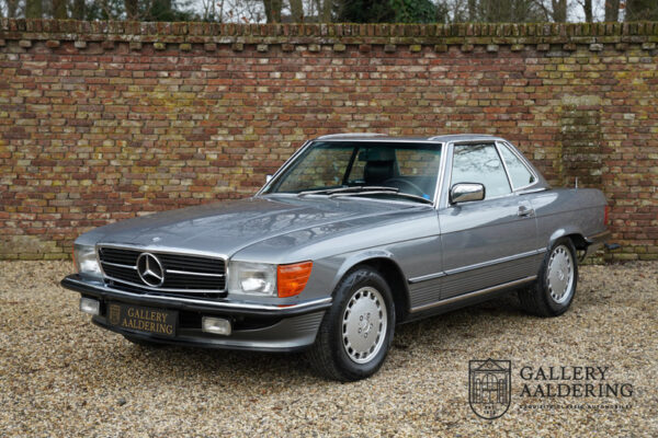 Mercedes-Benz 560 SL R107 1987
