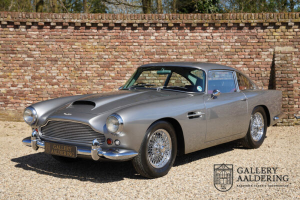 Aston Martin DB4 1961