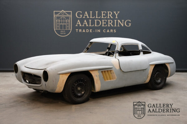 Mercedes-Benz 300SL REPLICA