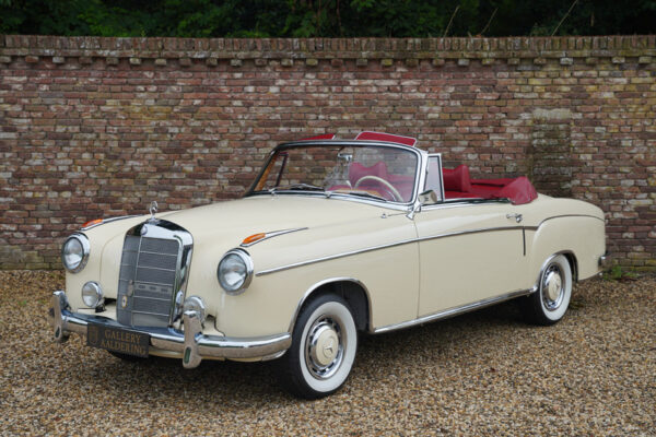 Mercedes-Benz 220S Cabriolet 1957