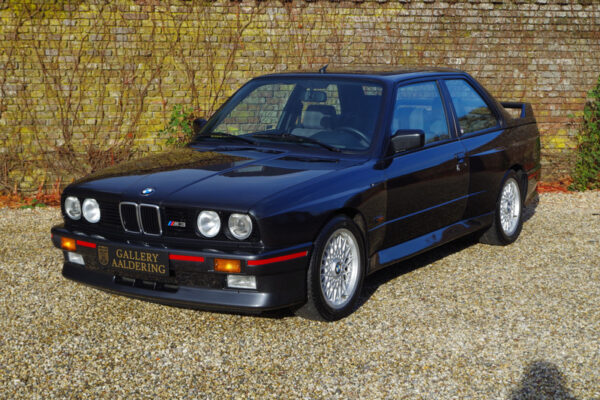 BMW M3 E30 1989