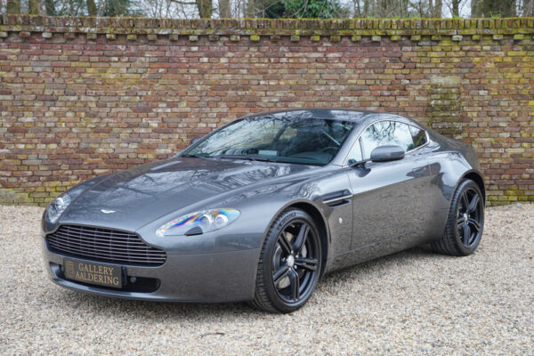 Aston Martin V8 Vantage Coupe 2008