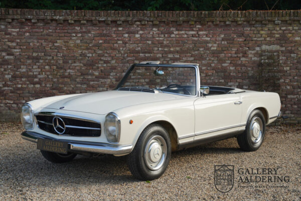 Mercedes-Benz 230 SL 1964