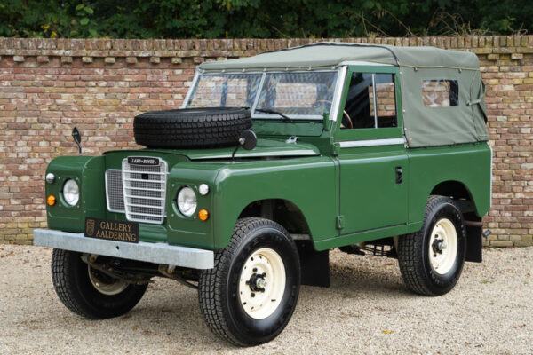 Land Rover 88 Series 3 Soft Top 1975