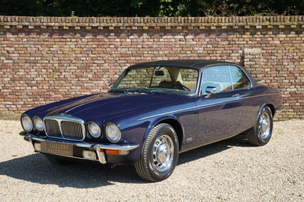 Jaguar XJ6 4.2 Coupe TOP RESTORED QUALITY EXAMPLE! 1977