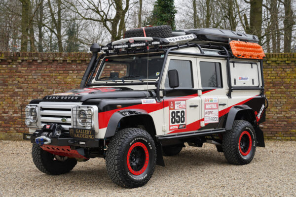 Land Rover Defender 110 TD4 (180 PK) Dakar-2018 2010