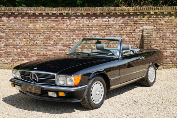 Mercedes-Benz SL 500  R107 1986