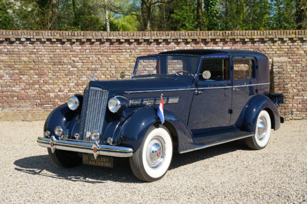 Packard One-Twenty Rollston 1937