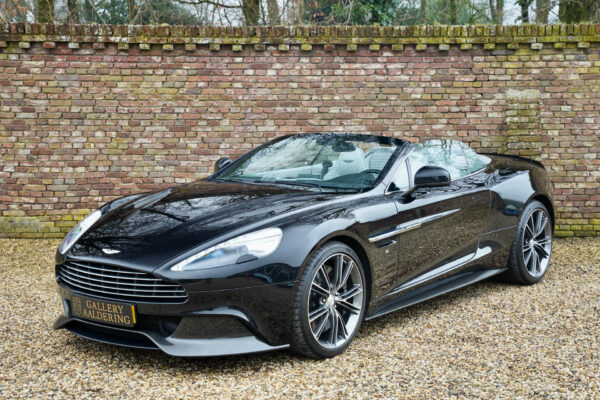 Aston Martin Vanquish Volante 6.0 V12 2014