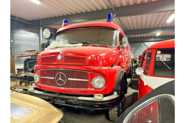 Mercedes-Benz LAF113 1965