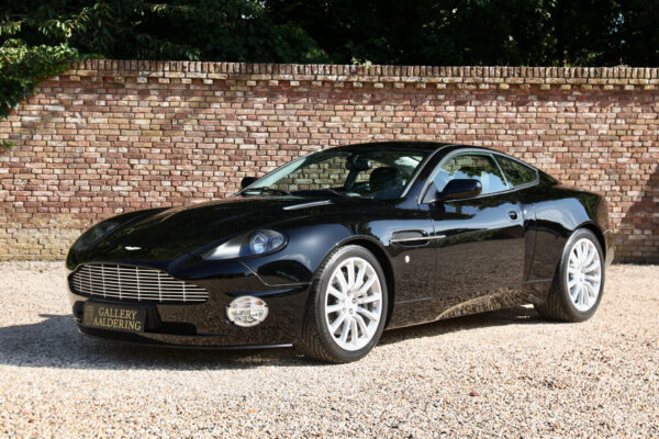 Aston Martin V12 Vanquish “Low mileage” 2002