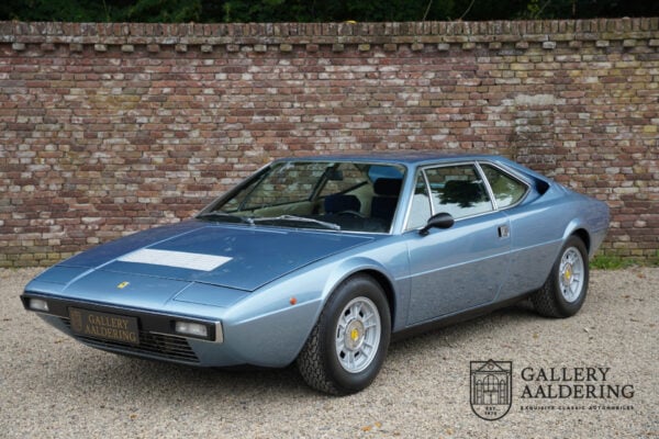 Ferrari 208 GT4 Dino 1976