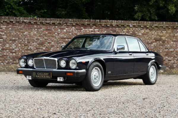 Jaguar XJ12 5.3 Vanden Plas Serie 3 “47.000 kilómetros” 1985