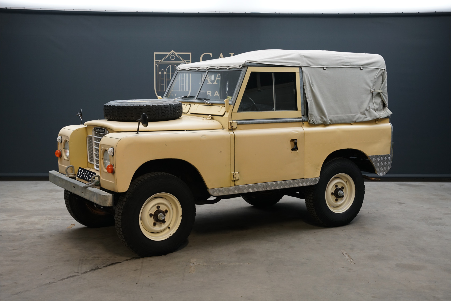 Land Rover 88 Soft Top “Seats for 7 persons” Trade-in car 1973