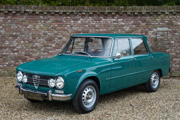 Alfa Romeo Giulia 1300 Super “Lusso” 1972