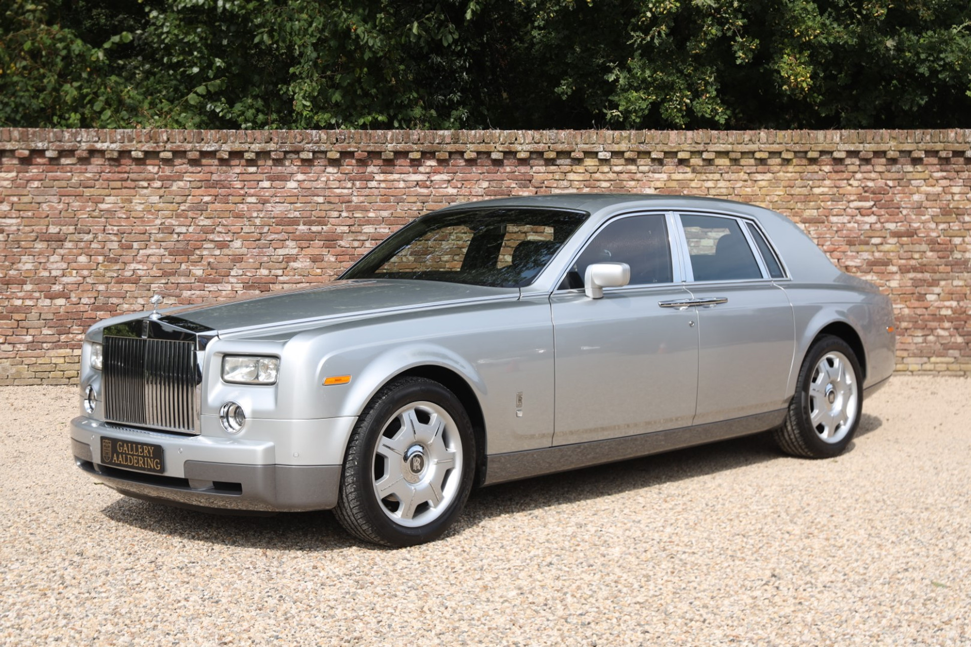 Rolls Royce Phantom “Jubilee Silver” 2004