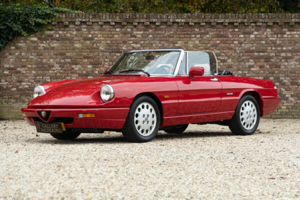 Alfa Romeo Spider 2.0 Type 4 Voiture de reprise 1991