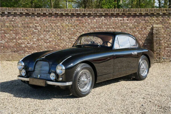 Aston Martin DB2 Sports Saloon 1952
