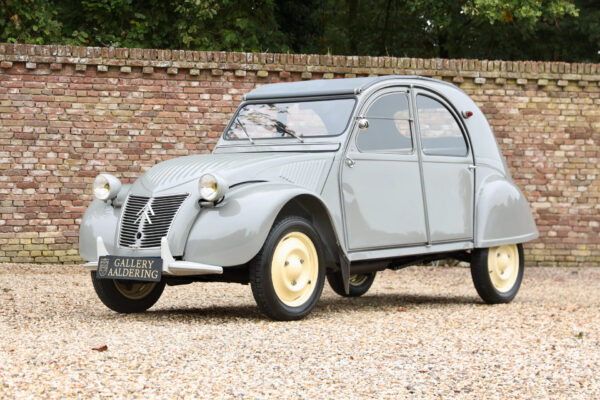 Citroën 2CV AZ “Restored condition” 1955
