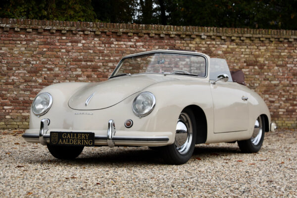 Porsche 356 1500 Pre-A Knickscheibe “Restored condition” 1952