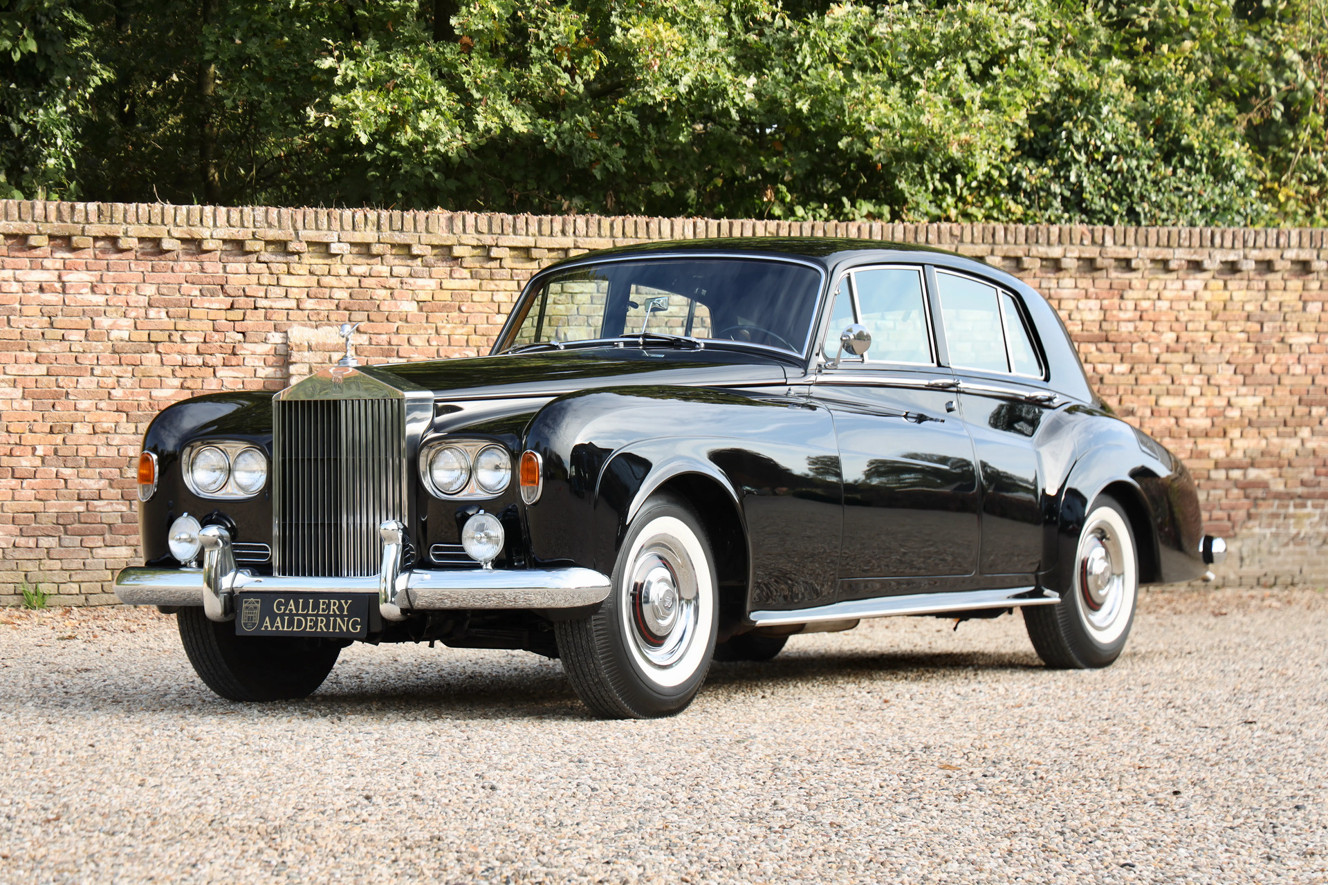 Rolls Royce Silver Cloud III “With Radford cocktail cabinets” Only 21000 Miles! 1965
