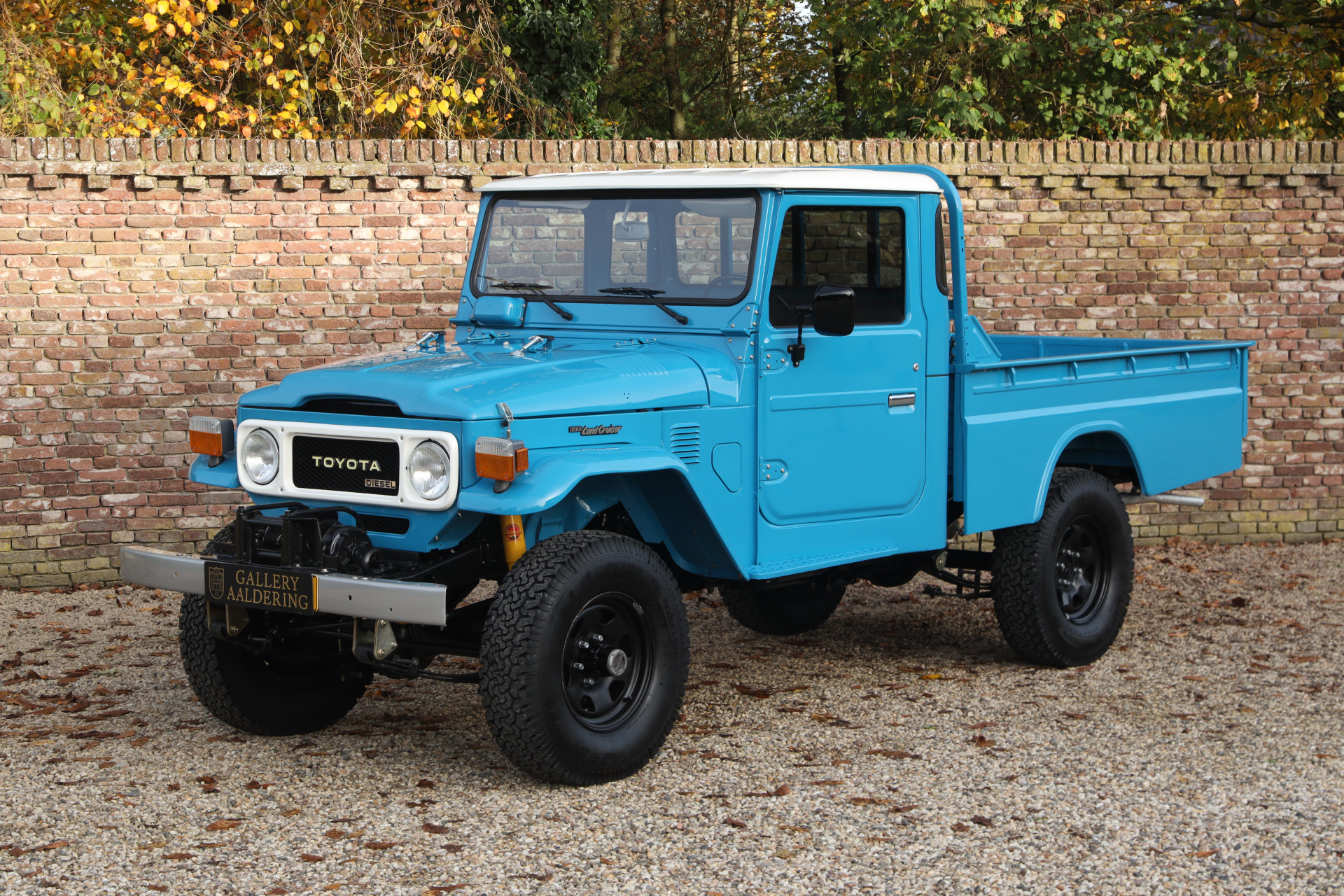 Toyota Land Cruiser BJ45 LWB Pickup “Body-off restoration” 1982