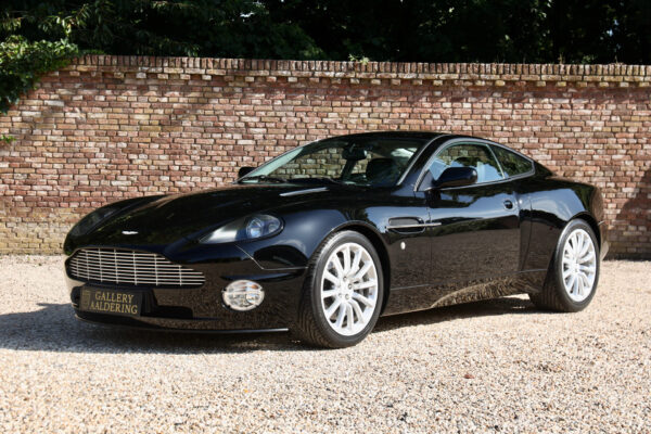 Aston Martin V12 Vanquish “Low mileage” 2002