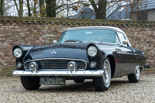Ford Thunderbird Convertible Coupé “Continental kit” 1955