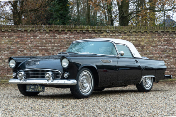 Ford Thunderbird Convertible Coupé “Continental kit” 1955
