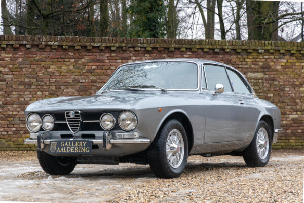 Alfa Romeo 1300 GT Junior “1750 GTV optics and engine” 1972