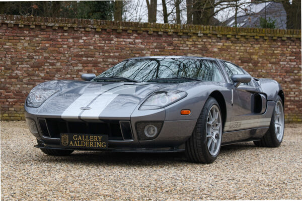 Ford GT “Tungsten Grey – Limited edition” 2006