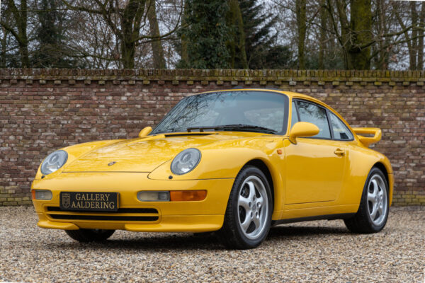 Porsche 993 Carrera Coupé 3.6 “Speed Yellow with Aero-kit” 1995