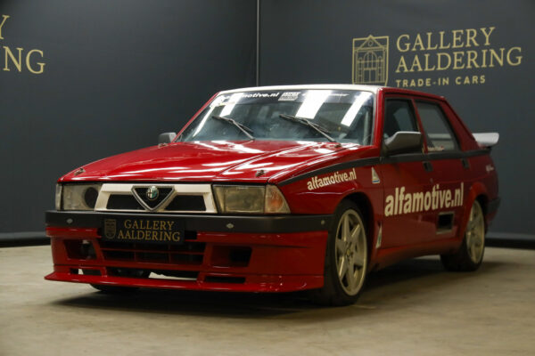 Alfa Romeo 75 3.0 V6 „Schneller Alfa für die Rennstrecke“ 1990