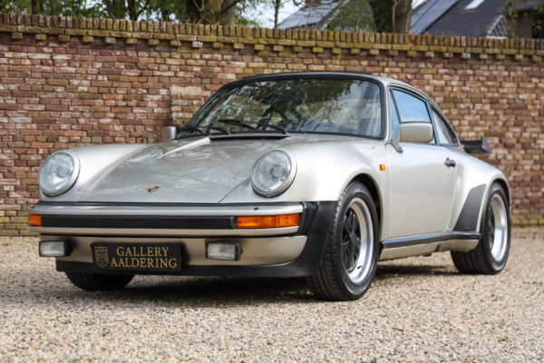 Porsche 930 3.3 Turbo “Equipped with Sonderwunsch options” 1983