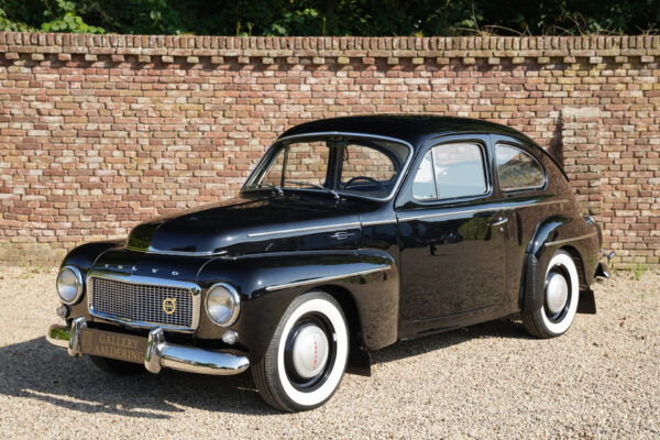 Volvo PV544 B16 “Restored and rebuilt in recent years” 1960