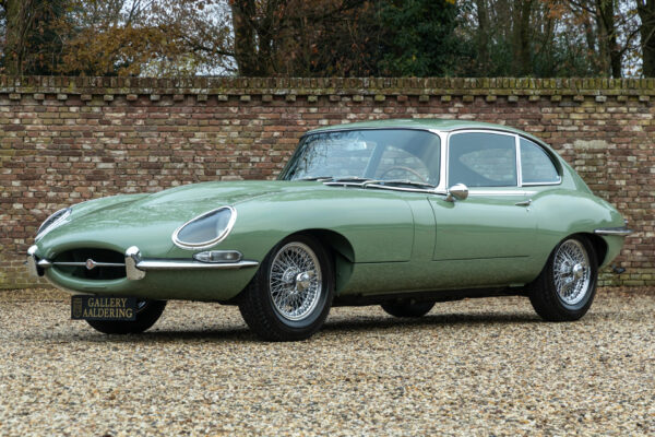Jaguar E-Type 4.2 liter Serie 1 Coupé “Willow Green” 1967