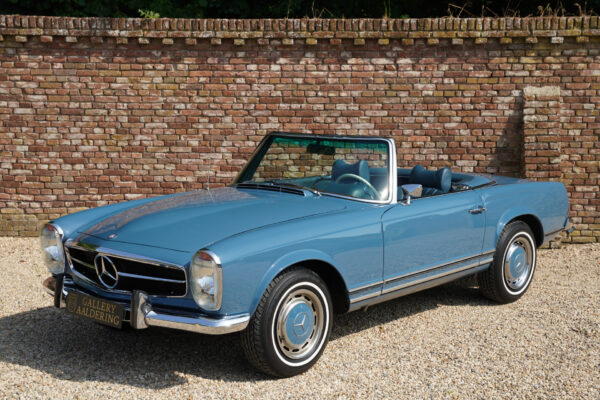 Mercedes Benz 280 SL Pagode « avec boîte de vitesses manuelle » 1968