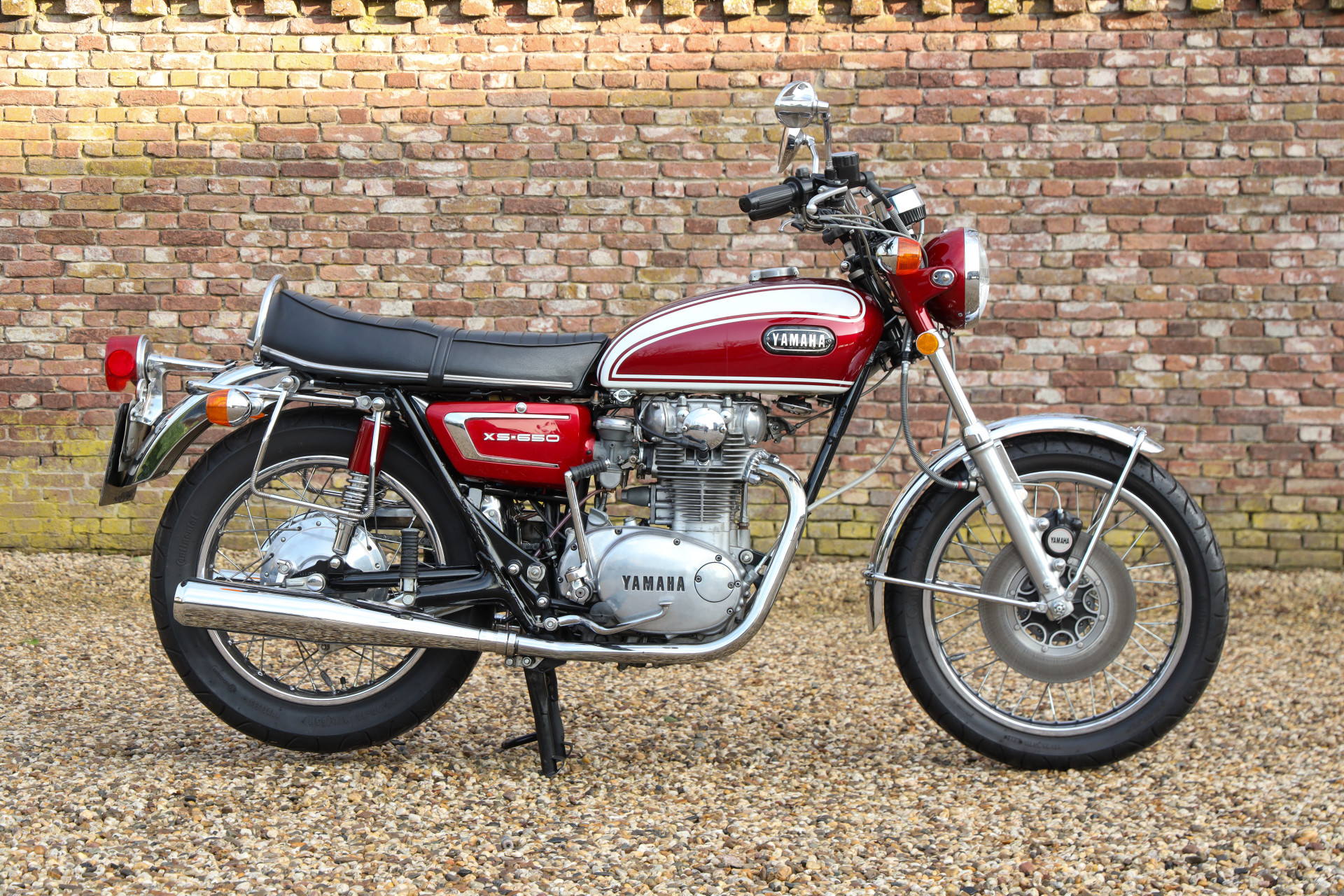 yamaha-xs650-with-roots-in-