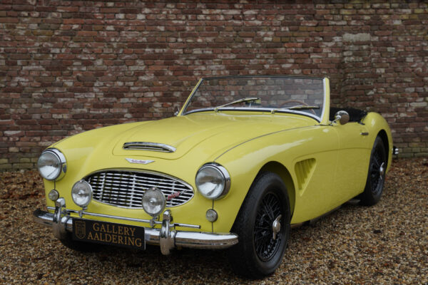 Austin Healey 3000 MK1 «Полностью отреставрирован с разборкой кузова», 1960 год.