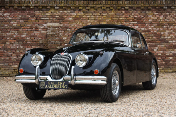 Jaguar XK150 FHC “Gerestaureerd, herbouwd en verfijnd” 1960