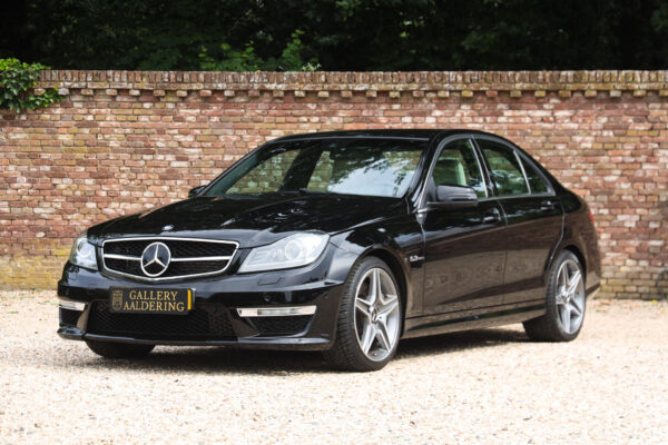 Mercedes-Benz C 63 AMG “The Flagship Model” 2012