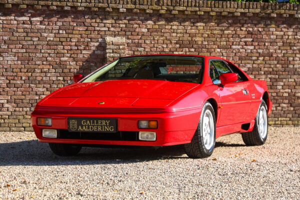 Lotus Esprit S Turbo “with the Targa sunroof” RHD. 1992