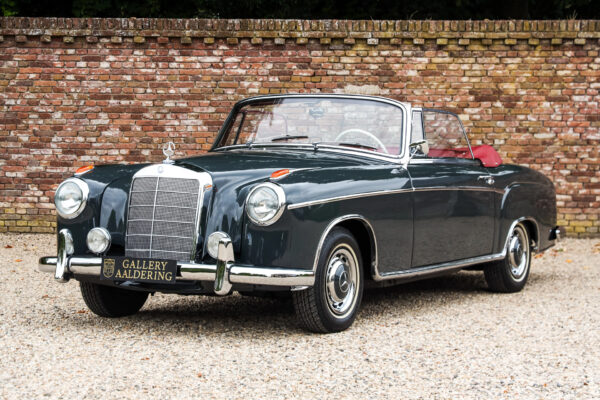 Mercedes Benz 220 SE Cabriolet “Extensively restored” 1960