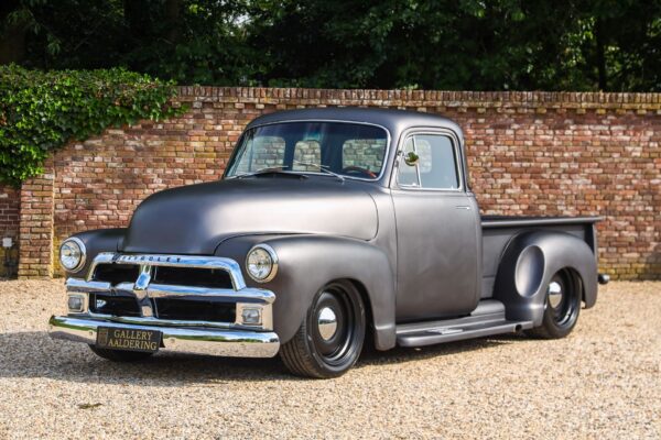 Chevrolet 3100 “Restomod Eight” 1955