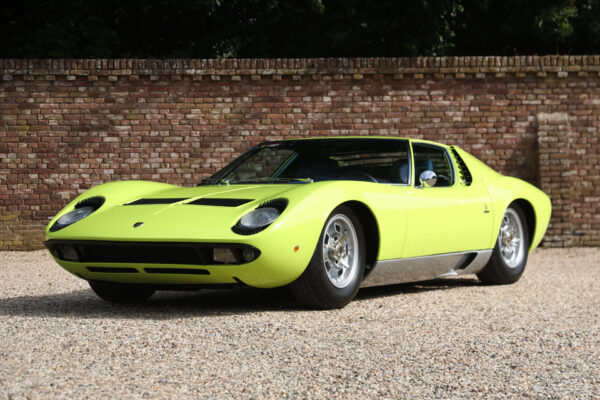 Lamborghini Miura P400 S “A Bobileff restoration” 1969