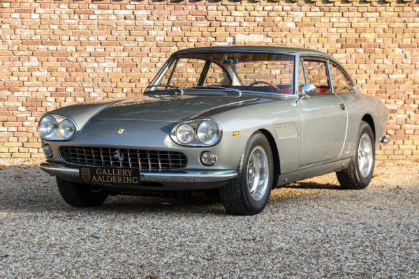 Ferrari 330 GT Serie 1 “De auto van de Autosalon van Genève 1964” 1964