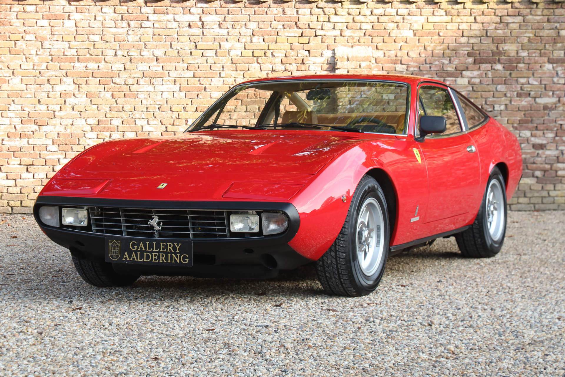 Ferrari 365 GTC/4 “with attractive older documentation” 1972