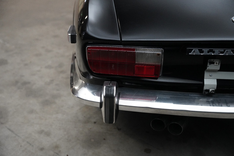 Alfa Romeo 2000 Bertone 1974 Gallery Aaldering